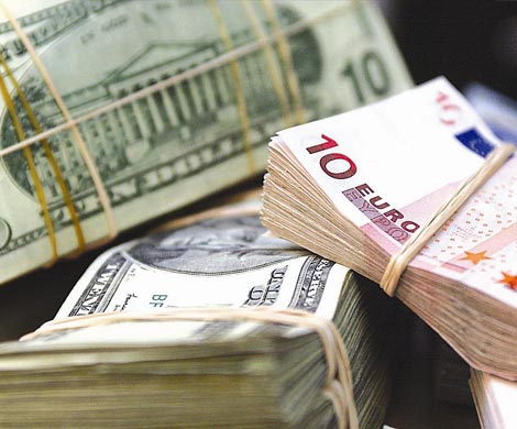 Кабмин не запретит доллар и евро