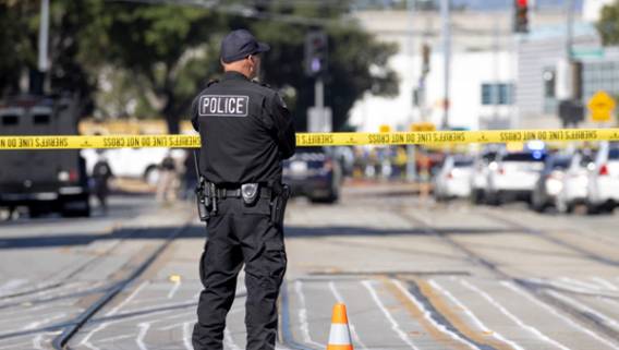 Как минимум восемь человек погибли в результате стрельбы в Сан-Хосе