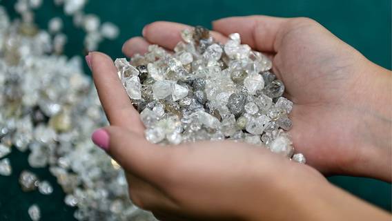 Как новые санкции против российского экспорта алмазов могут повлиять на мировой рынок