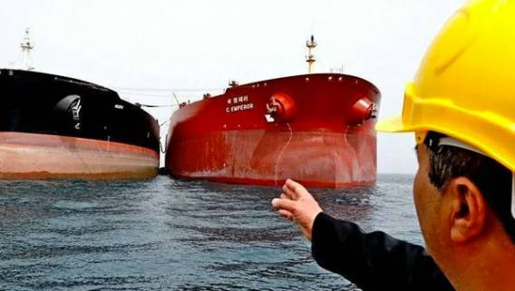 Китай импортировал поддельную нефть под другим названием в обход санкций США Китай импортировал поддельную нефть под другим названием в обход санкций США