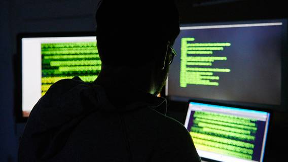 Китай обвинил США в хакерских атаках на свои сервера Китай обвинил США в хакерских атаках на свои сервера