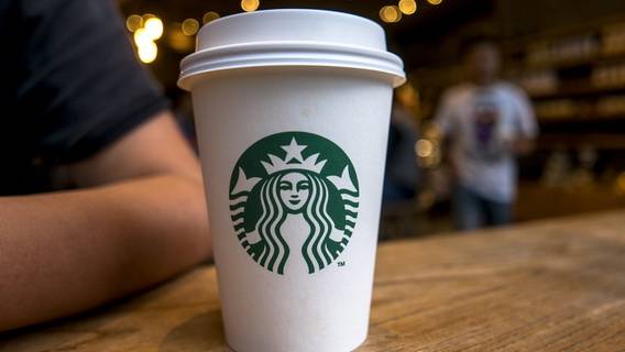 Клиенты Starbucks заявили, что кофе на оливковом масле слабит желудок