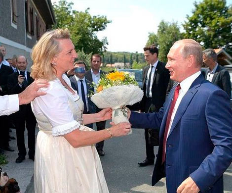 Кнайсль рассказала о 17-летнем знакомстве с Путиным