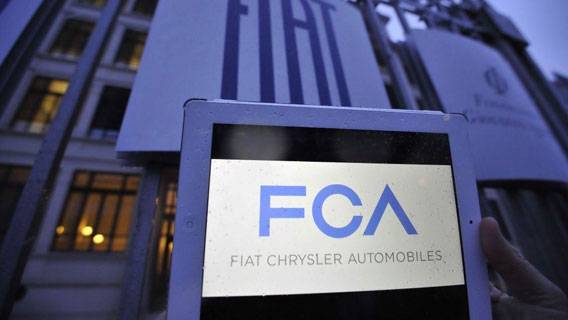 Компании Fiat-Chrysler предъявили обвинение из-за махинаций с показателями выбросов