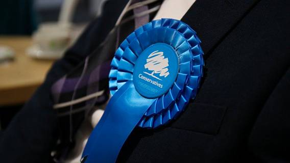 Консервативную партию обвинили в коррупции: миллиардеры покупали места в Палате лордов за £3 млн