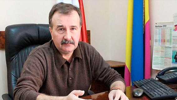 Крымские сенаторы уличили мэра Херсона в неуважении к истории Крымские сенаторы уличили мэра Херсона в неуважении к истории