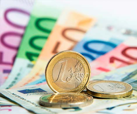 Курс евро снова поднялся выше 52 рублей 