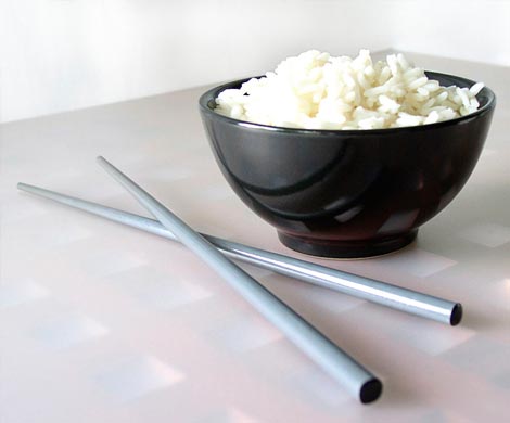 Люди, которые едят рис на ужин, реже страдают от бессонницы