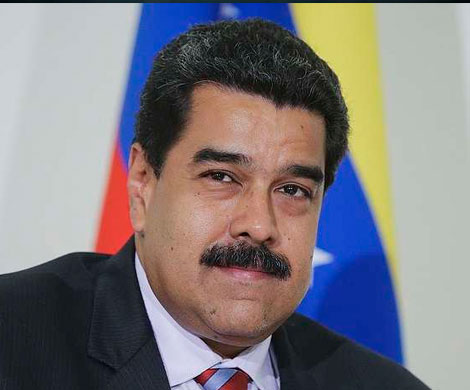 Мадуро призвал бизнес перенести счета в Россию