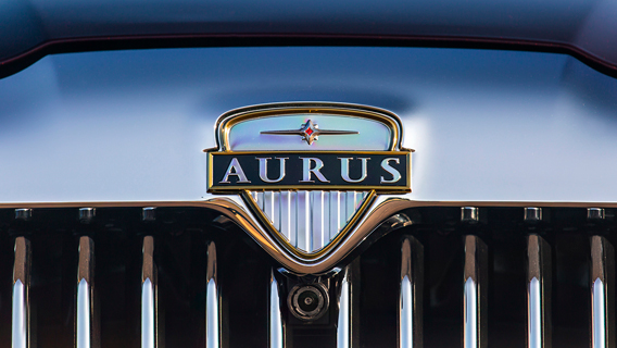 Мантуров рассказал о планах по продаже автомобилей Aurus