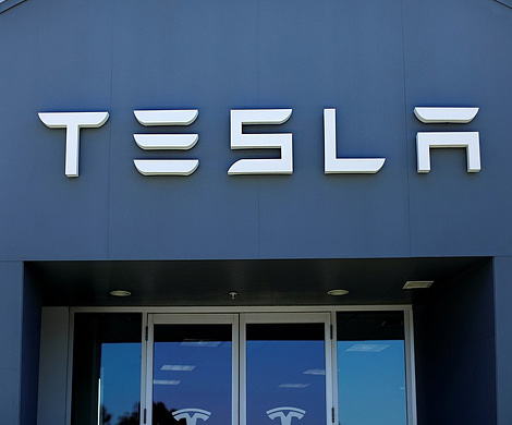 Маск сообщил о пожаре на заводе Tesla в Калифорнии‍