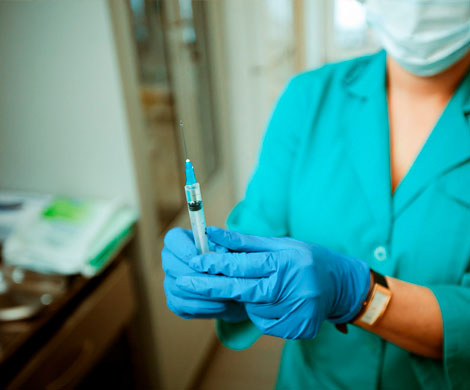 Медиков будут наказывать за призывы к отказу от прививок