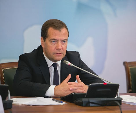 Медведев: Продление контрсанкций - прагматическая история