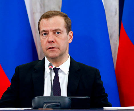 Медведев прогнозирует возврат России в группу стран с инвестиционным рейтингом