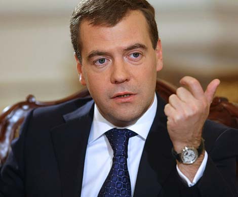 Медведева вызывают в Думу из-за повышения ставки ЦБ Медведева вызывают в Думу из-за повышения ставки ЦБ