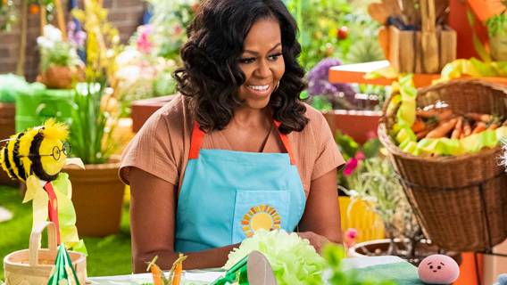 Мишель Обама вернется на Netflix с детским кулинарным шоу «Waffles + Mochi»