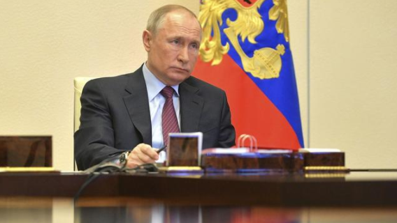 Михаил Хазин: у Владимира Путина остался последний шанс Михаил Хазин: у Владимира Путина остался последний шанс