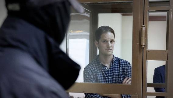 Мосгорсуд отказался освободить из-под ареста журналиста WSJ Эвана Гершковича, подозреваемого в шпионаже