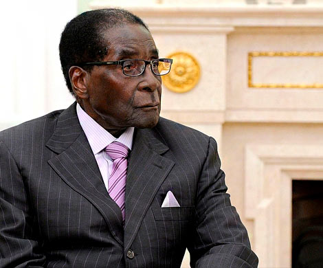 Мугабе заявил о несогласии с отставкой
