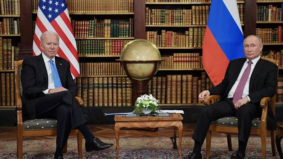 На июньской встрече с Байденом Путин выступил против размещения американских войск вблизи Афганистана На июньской встрече с Байденом Путин выступил против размещения американских войск вблизи Афганистана
