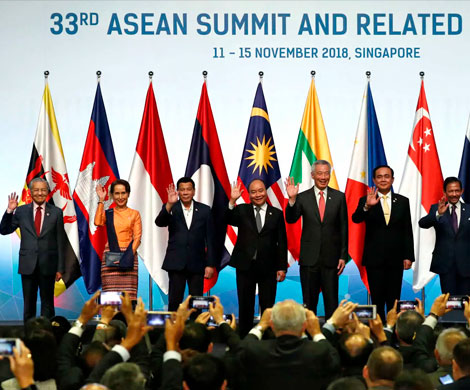 На саммите в Сингапуре обсуждается опасность протекционизма