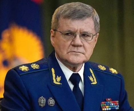 Назад в СССР: генпрокурор России предложил сажать граждан без суда