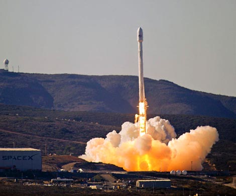 Названа вероятная причина неудачной посадки первой ступени Falcon 9