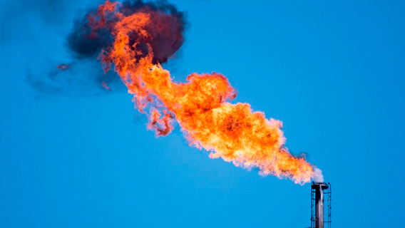 Нефтяники возмутились введением налога на попутный газ Нефтяники возмутились введением налога на попутный газ