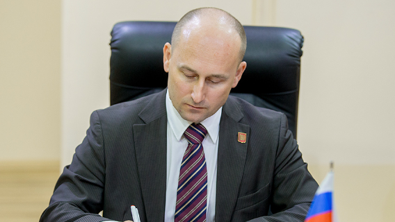 Николай Стариков оценил опасность проникновения COVID-19 в РФ через Беларусь Николай Стариков оценил опасность проникновения COVID-19 в РФ через Беларусь