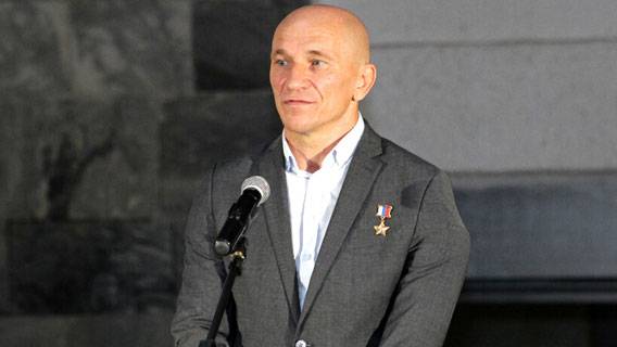 Общественник Андрей Богатов обеспокоен популярностью кредитов среди молодежи Общественник Андрей Богатов обеспокоен популярностью кредитов среди молодежи