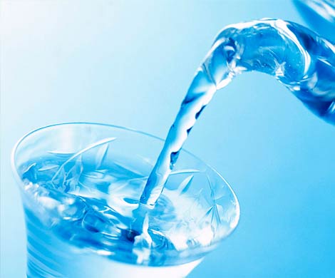 Обычная питьевая вода способна вылечить любую болезнь