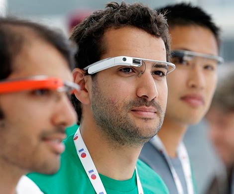 Очки Google Glass поступили в свободную продажу за $1500 Очки Google Glass поступили в свободную продажу за $1500