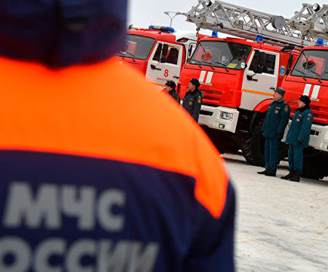 Около 350 человек эвакуировали при пожаре из общежития в Москве‍