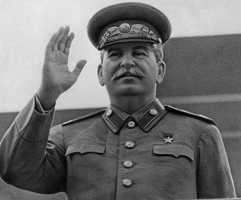 «Он ненавидел Ленинград»: Сталина обвинили в пособничестве Гитлеру в блокаде Ленинграда