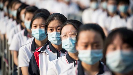 Ослабления коронавирусных ограничений могут стать проблемой для Китая
