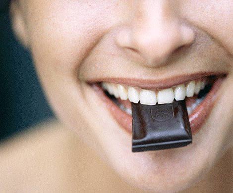 От болезней сердца и инсульта защитят два кусочка шоколада в день