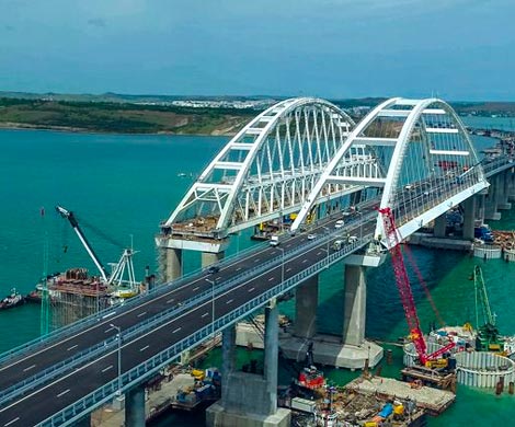 Открытие Крымского моста значимым событием назвали 96% россиян