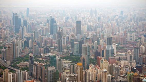 Падение шанхайского рынка жилья продолжится из-за бегства состоятельных собственников из Китая