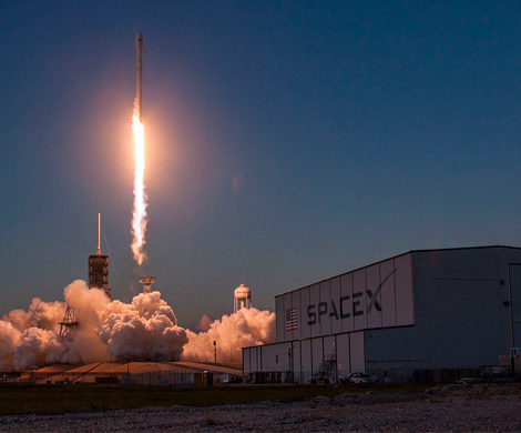 Первая ступень ракеты Falcon 9 в 30-й раз вернулась на Землю