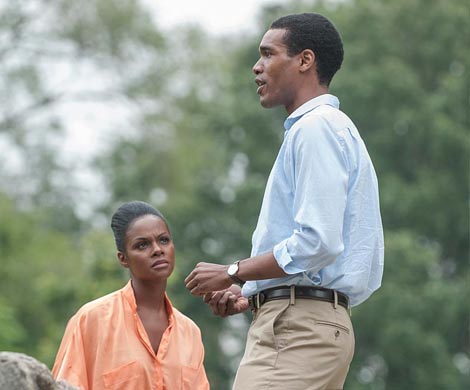 Первые фото со съемок фильма о Бараке и Мишель Обаме доступны в интернете