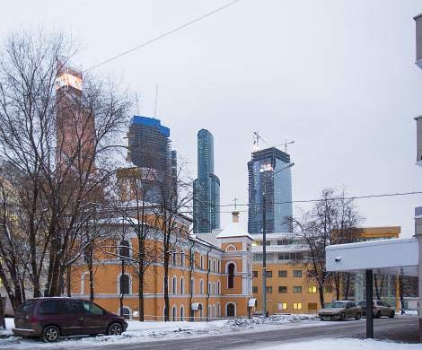План выселения московских больниц и поликлиник и строительтство подземных гаражей