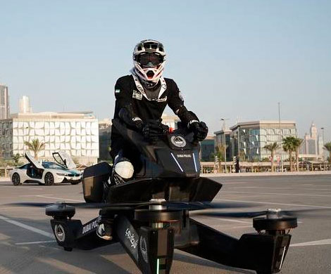 Полицейские ОАЭ пересядут на летающие мотоциклы