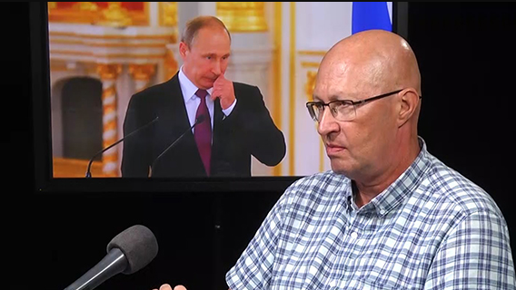 Политолог Валерий Соловей заявил, что в ближайшем окружении Путина начали играть против него