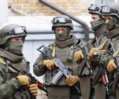 Порошенко готовит путч: в Киев стягивают спецназ для вооруженного захвата власти