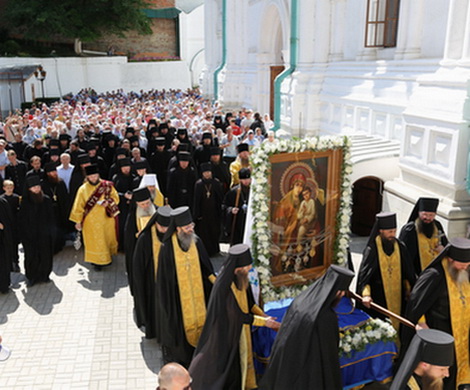 Порошенко намерен убрать Московский патриархат из Украины