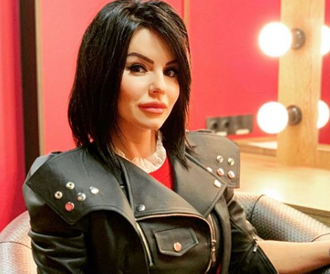 «Похожа на Майкла Джексона»: Юлия Волкова огорчила подписчиков «резиновым» лицом «Похожа на Майкла Джексона»: Юлия Волкова огорчила подписчиков «резиновым» лицом