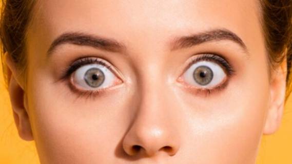 Правда ли, что мы меньше моргаем, когда внимательно слушаем? Наука отвечает