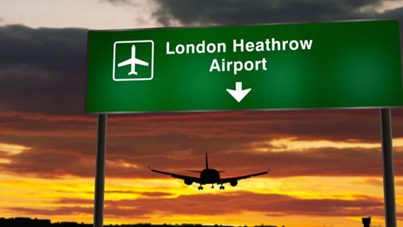 Представители аэропорта Хитроу заявили, что британская политика в отношении путешествий напоминает “карантинную рулетку”