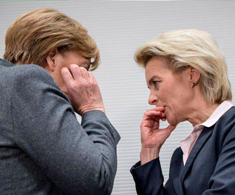 Преемница Меркель поработает под ее руководством