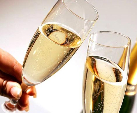 Производители шампанского расстроены низкими продажами в новогодние праздники